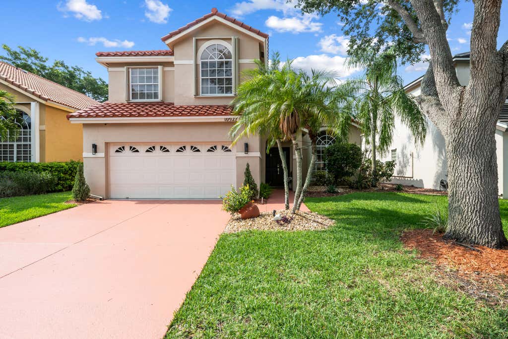 Photo of 10927 La Salinas Circle, Boca Raton, FL 33428 (MLS # B26034989)