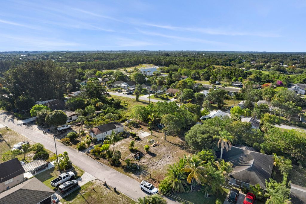 Photo of 8506 SE Eucalyptus Way, Hobe Sound, FL 33455 (MLS # R10993075)