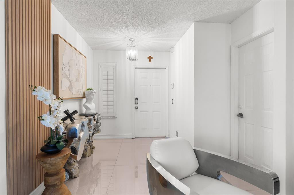 San Messina - Residential