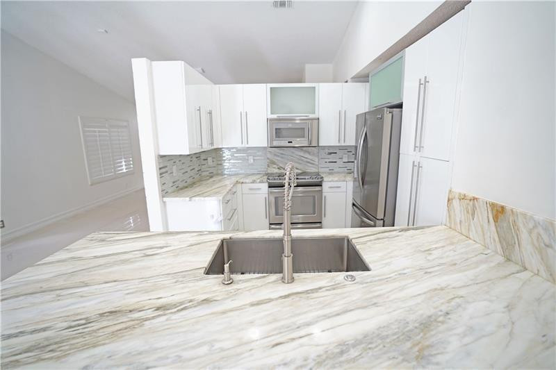 San Messina - Residential