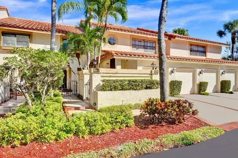 7948 La Mirada Drive, Boca Raton, FL MLS: R11071256