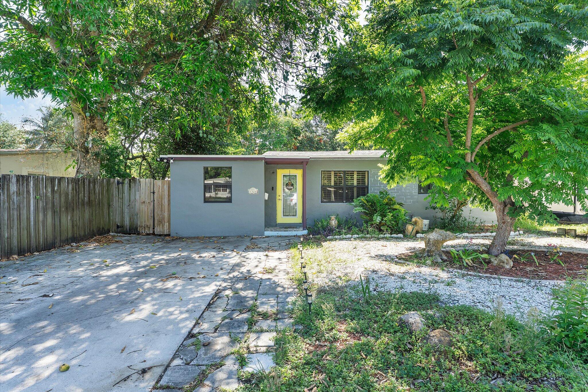1326 SW 23rd Avenue