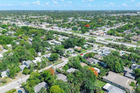 Tiny photo for 1326 SW 23rd Avenue, Fort Lauderdale, FL 33312 (MLS # B26045423)