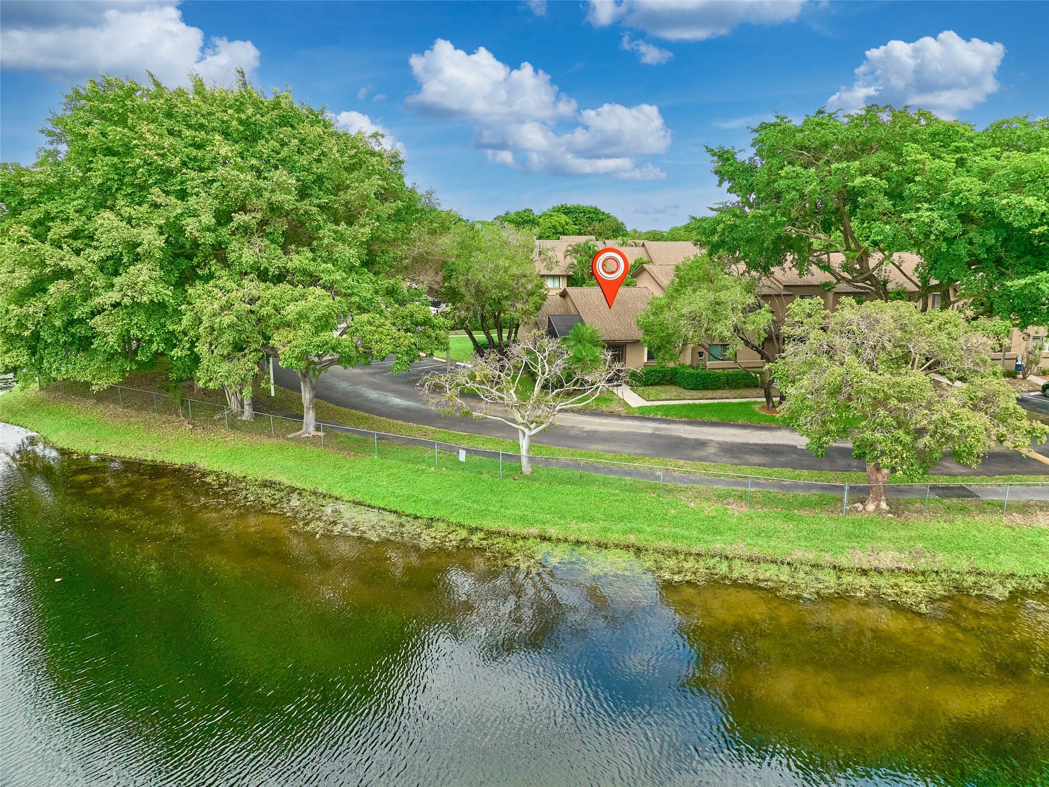 CENTURA PARC - Residential