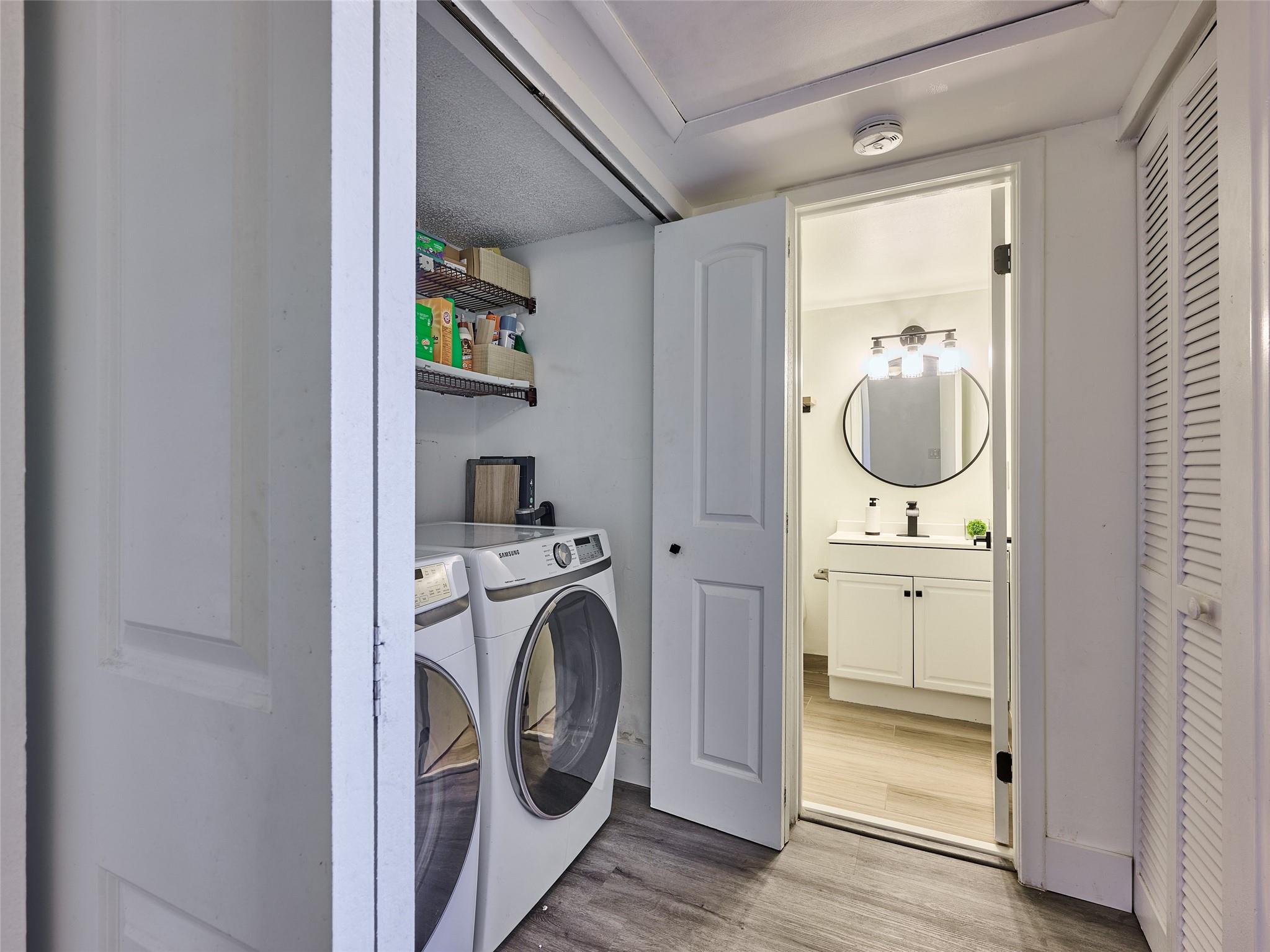 CENTURA PARC - Residential