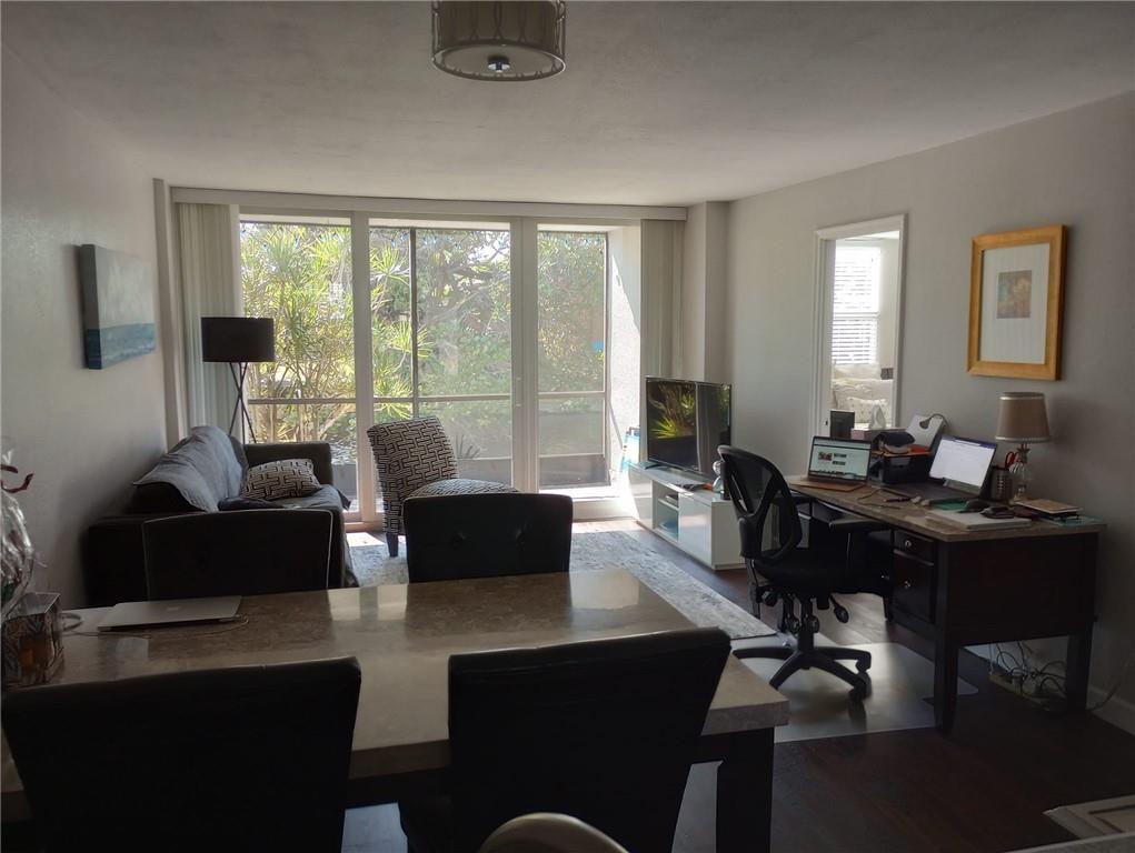 ROYAL PARK - Residential