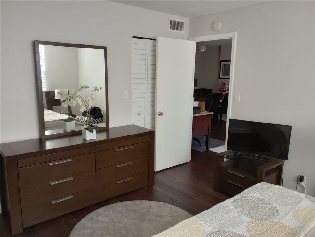 ROYAL PARK - Residential