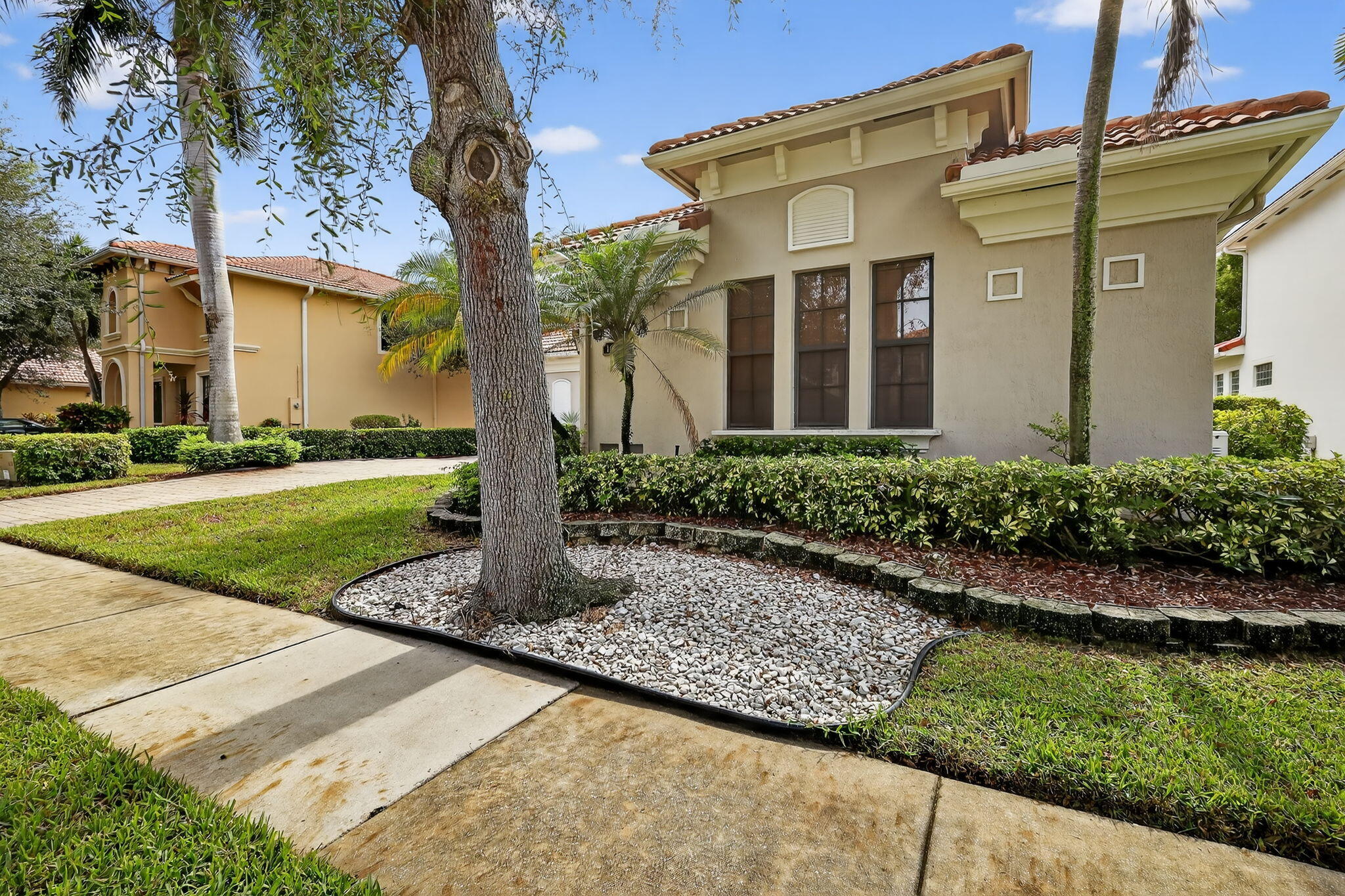 Luxury abounds in this stately, single family pool home, in all-ages and gated Case Bella. An open chef's kitchen overlooks the expansive family room. Finished with granite, wood cabinetry, dual wall ovens, a cooktop and a countertop bar; its perfect for entertaining. The tall ceilings and abundance of natural light provide a tremendous sense of space.The grand primary bathroom features dual vanities, a separate walk-in shower, a jacuzzi tub and two walk-in closets. At the end of the day, retreat to the large back patio with your favorite drink and take a dip in the pool. This luxury home has many extras including a whole-house generator, natural gas available, accordion shutters, high-hat lighting, coffered ceilings and partially upgraded plumbing.