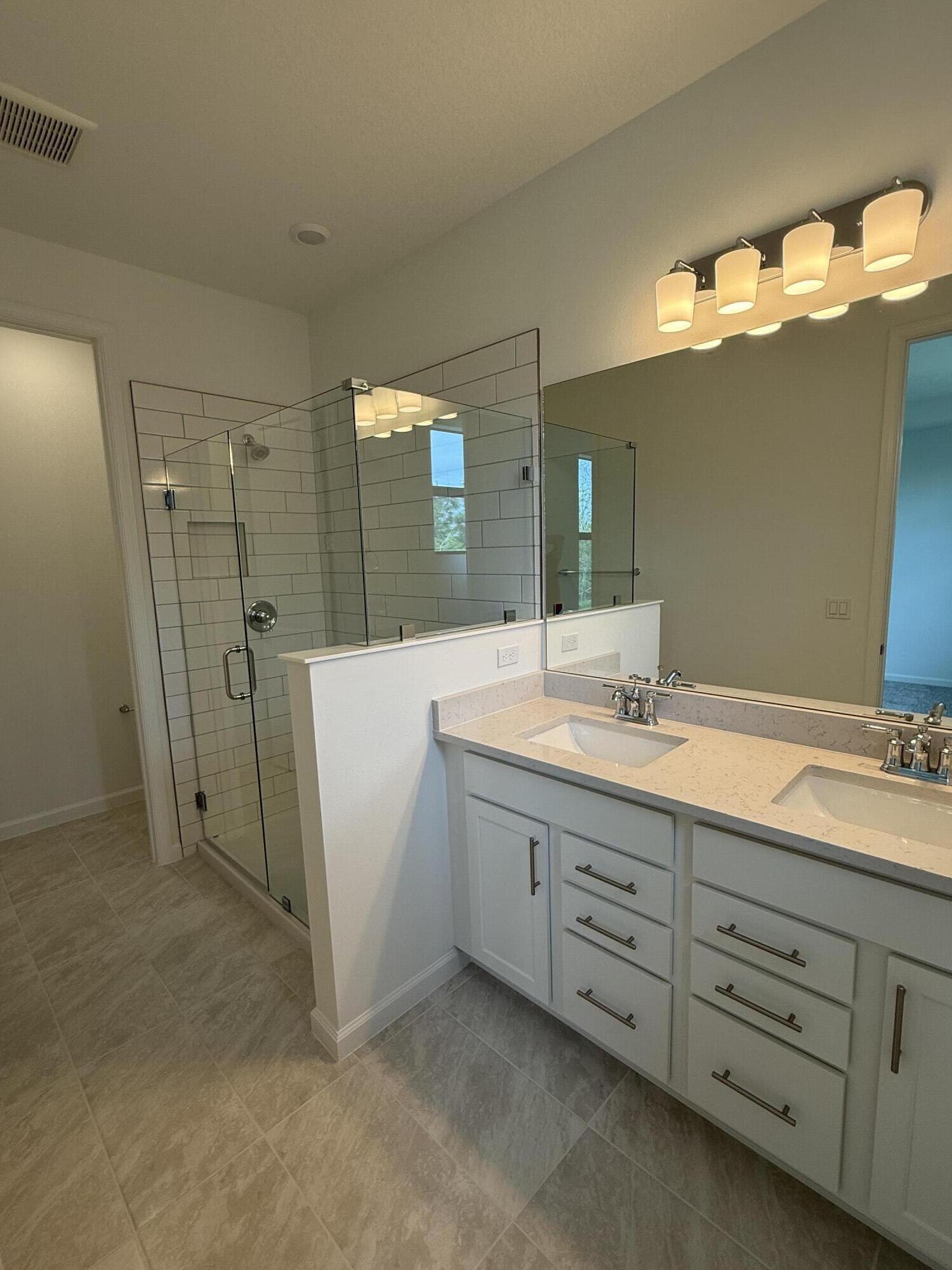 95 RIVERSIDE PUD PHASE IV (CAMELLIA) - Residential Lease