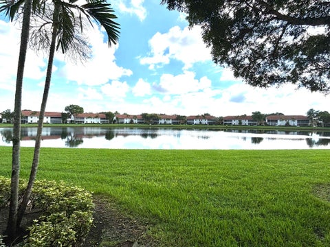 Tiny photo for 9927 Seacrest Circle #102, Boynton Beach, FL 33437 (MLS # B26089186)
