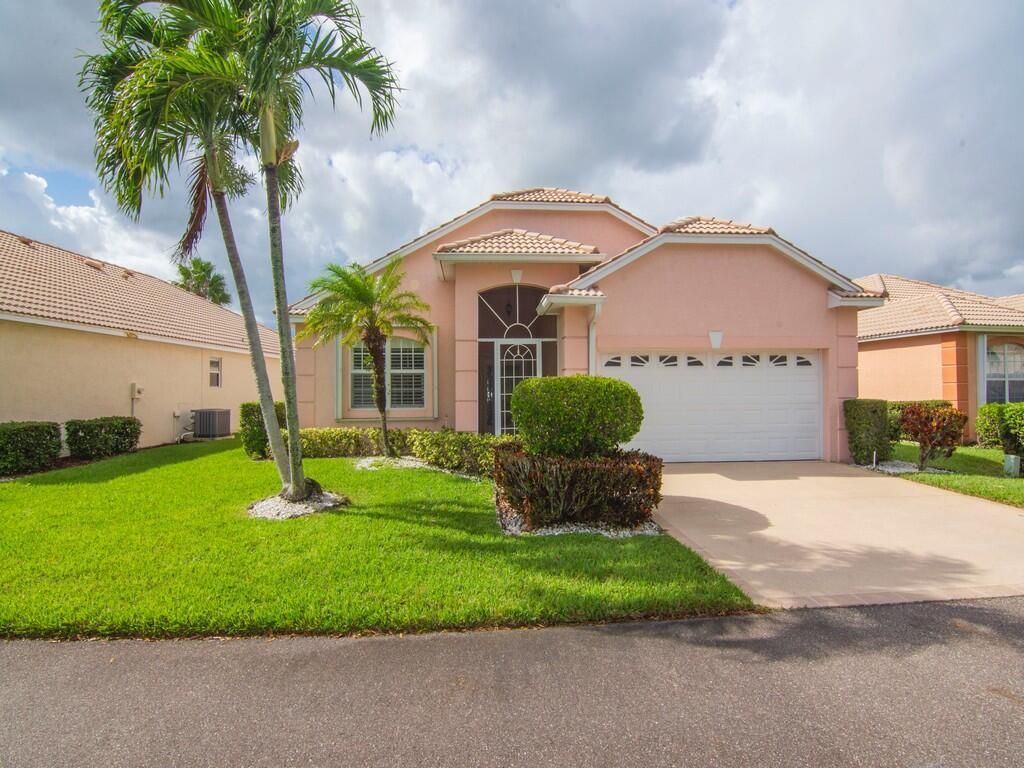 Photo of 865 NW Sorrento Lane, Port Saint Lucie, FL 34986 (MLS # R11033133)