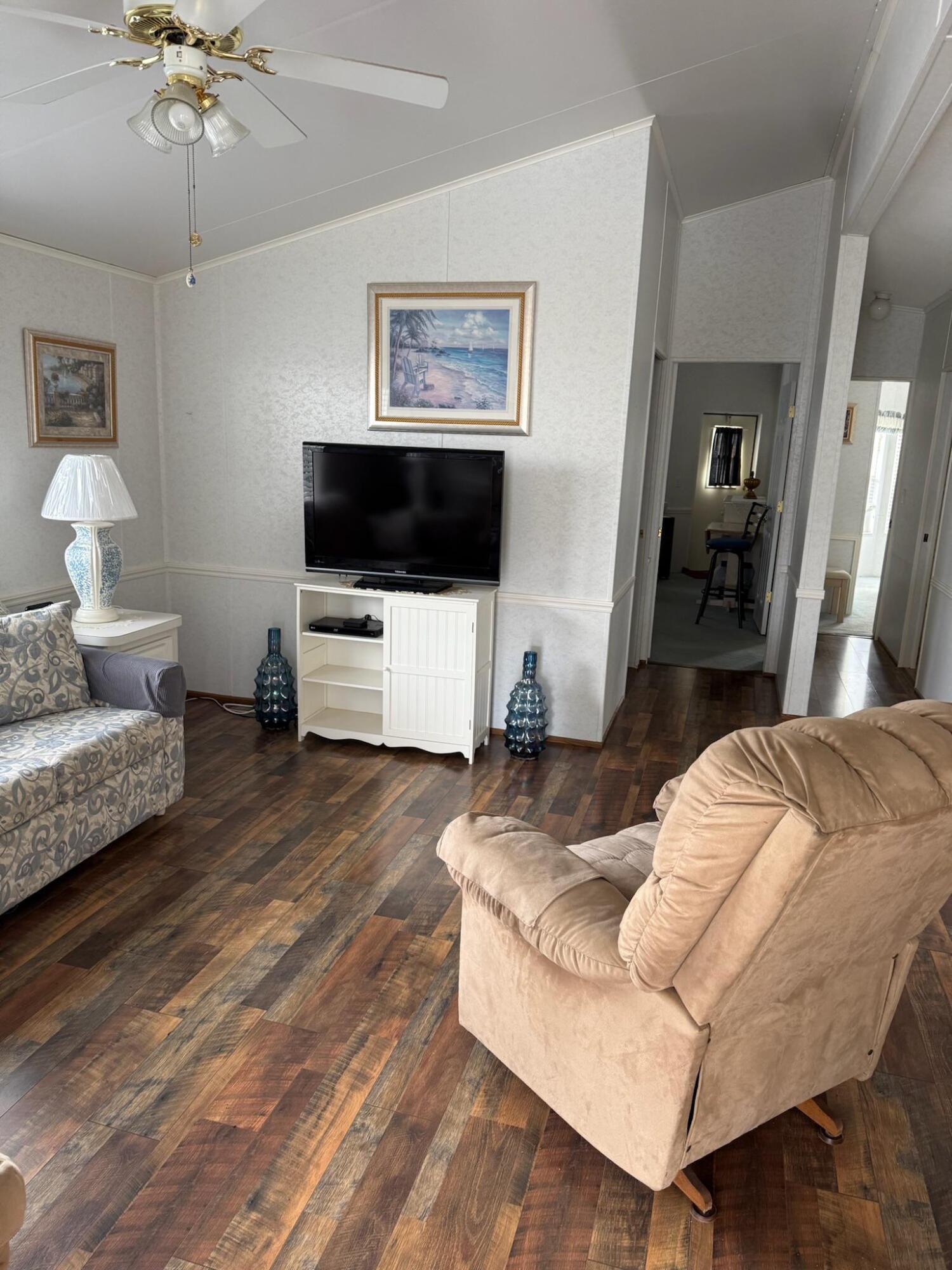 5224 SE 67th Avenue SE