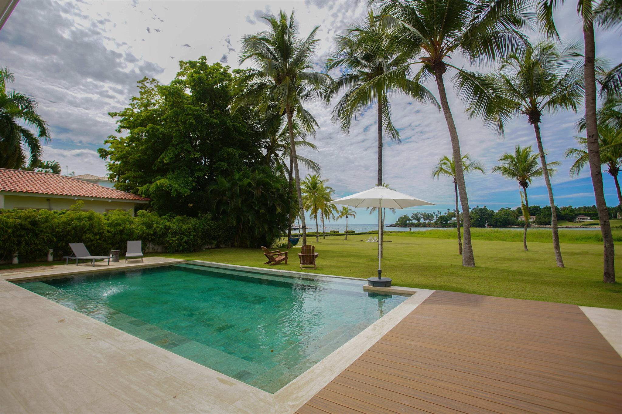 Calle El Faro, Casa de Ca - Residential Lease