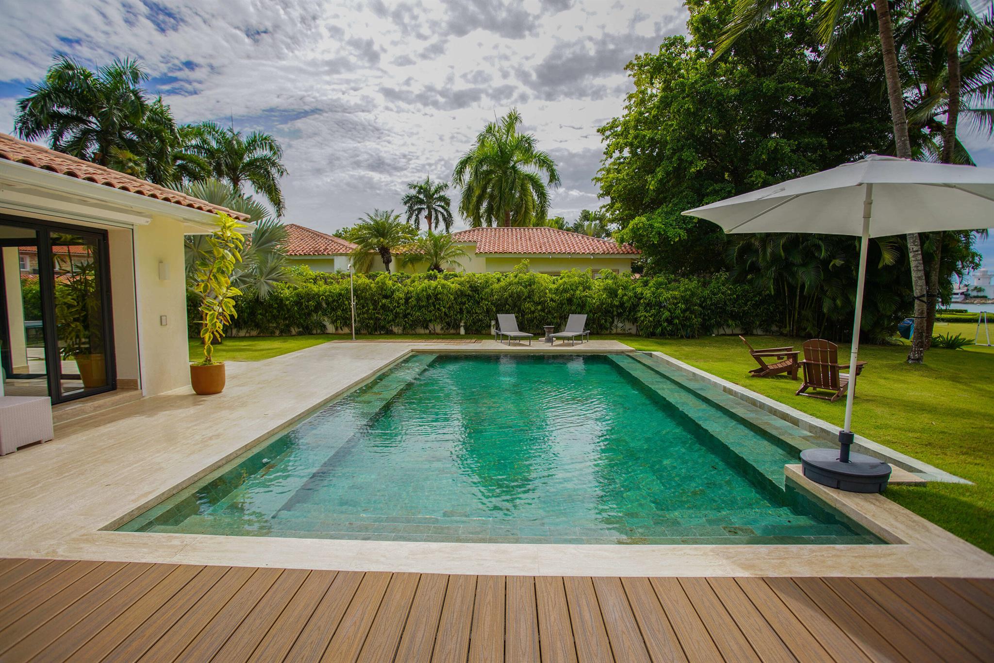 Calle El Faro, Casa de Ca - Residential Lease