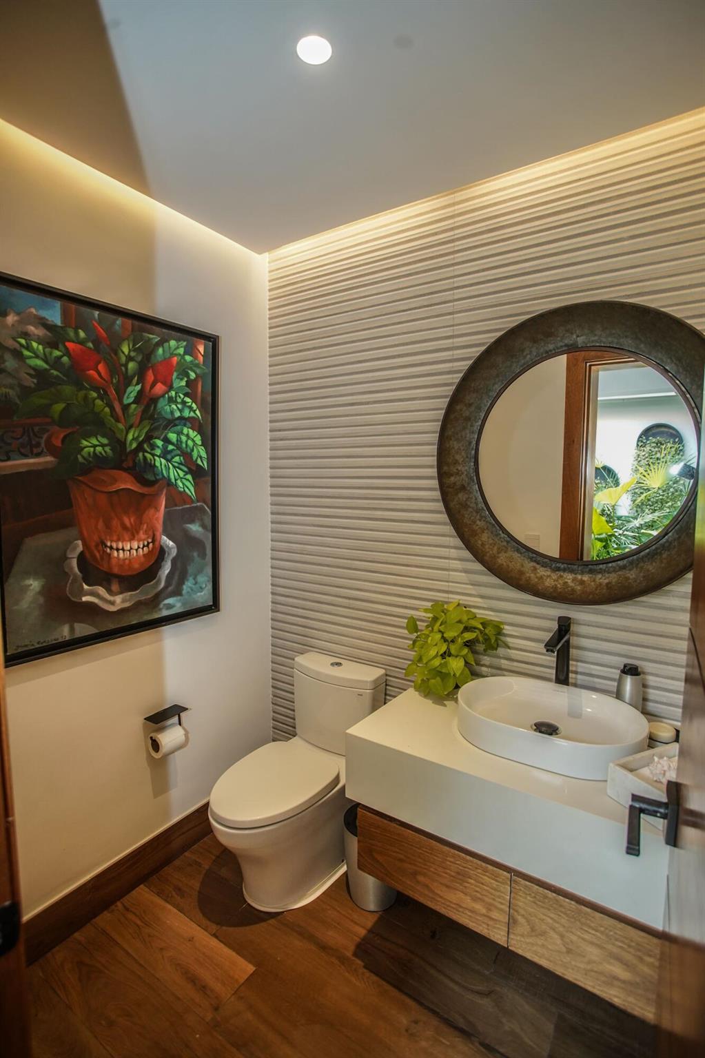 Calle El Faro, Casa de Ca - Residential Lease