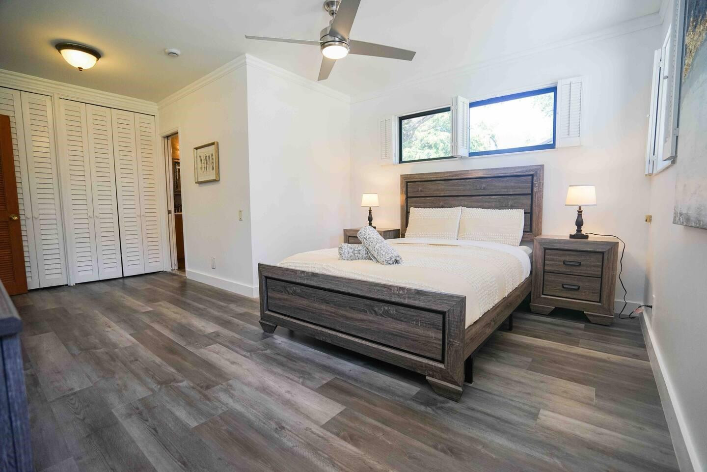 Central Golf Sec Of Holly - Residential