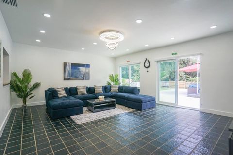 3150 Calle Largo Dr Hollywood FL 33021