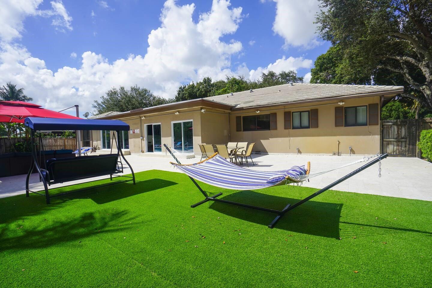 Central Golf Sec Of Holly - Residential