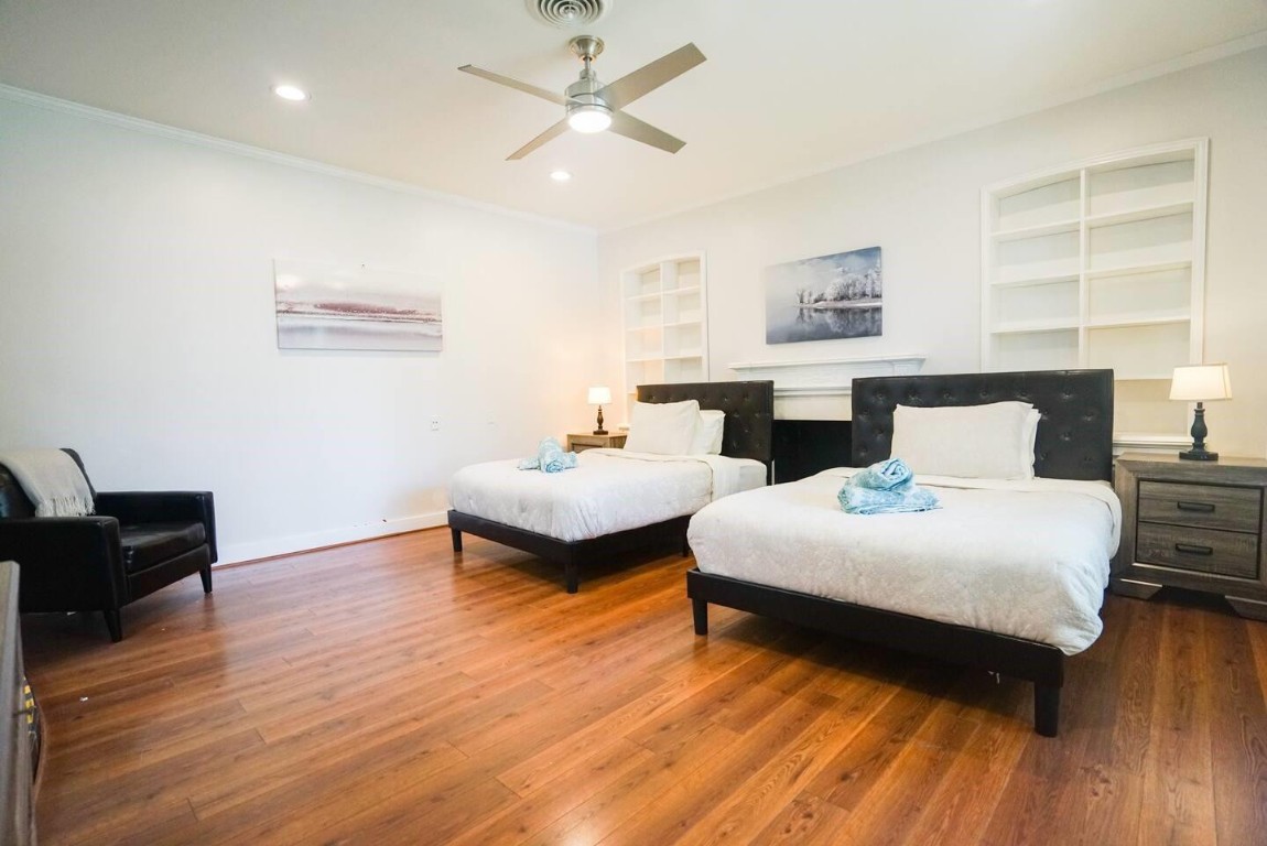 Central Golf Sec Of Holly - Residential