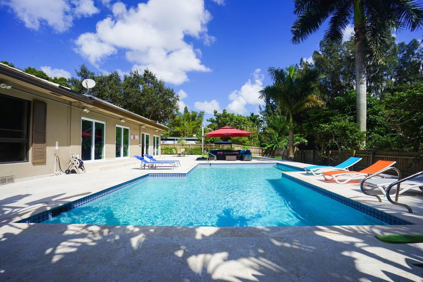 Central Golf Sec Of Holly - Residential