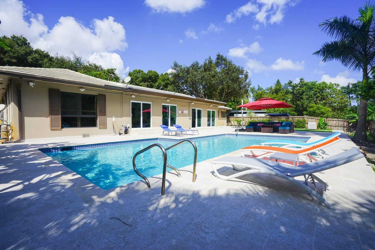 Central Golf Sec Of Holly - Residential