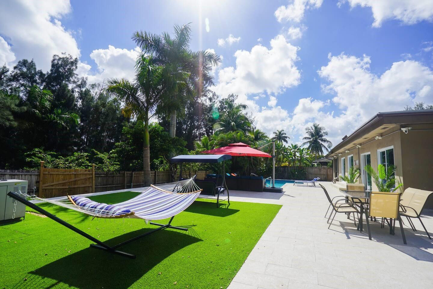 Central Golf Sec Of Holly - Residential