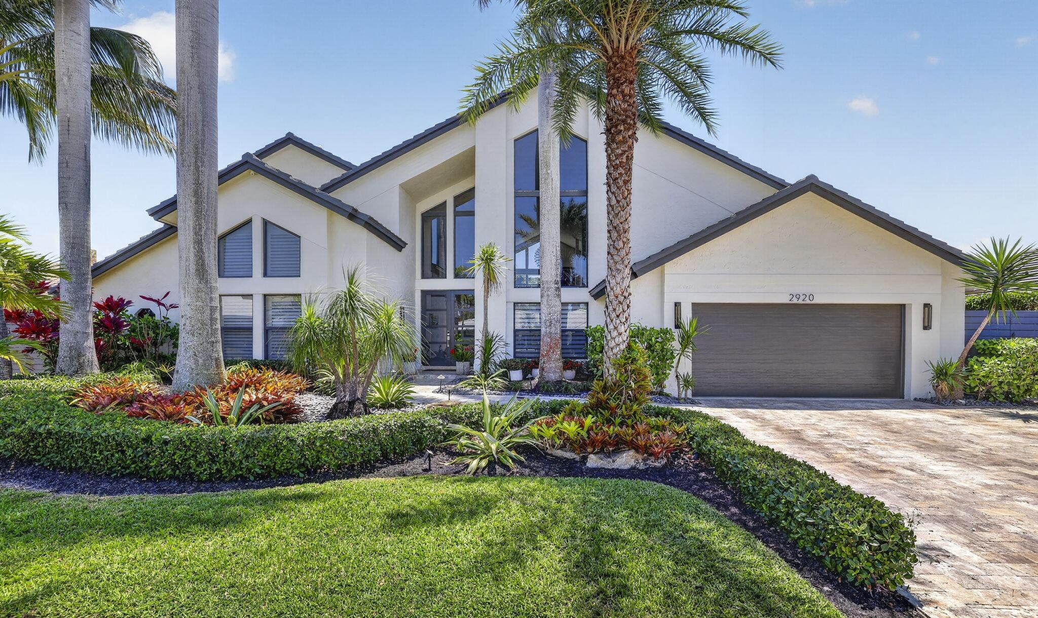 CORAL KEY VILLAS SEC 9 - Residential