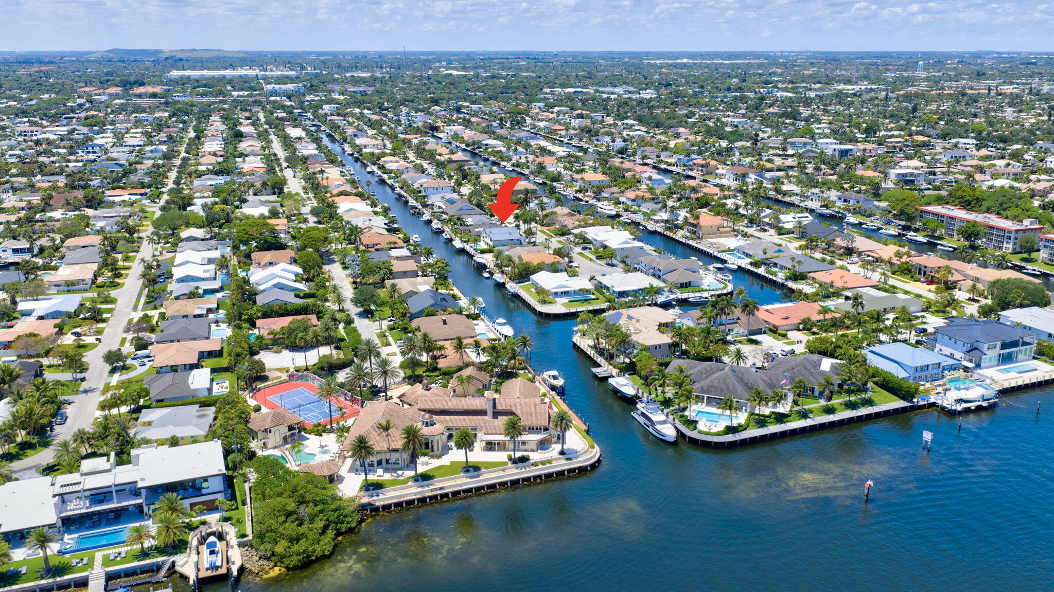 CORAL KEY VILLAS SEC 9 - Residential