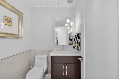 Tiny photo for 2920 NE 47th Street, Lighthouse Point, FL 33064 (MLS # B26019849)