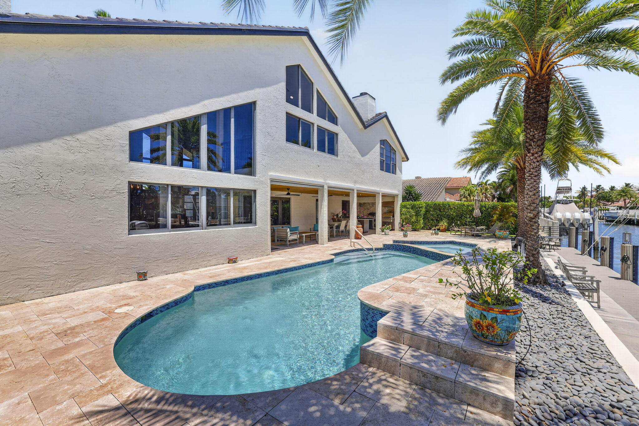 CORAL KEY VILLAS SEC 9 - Residential