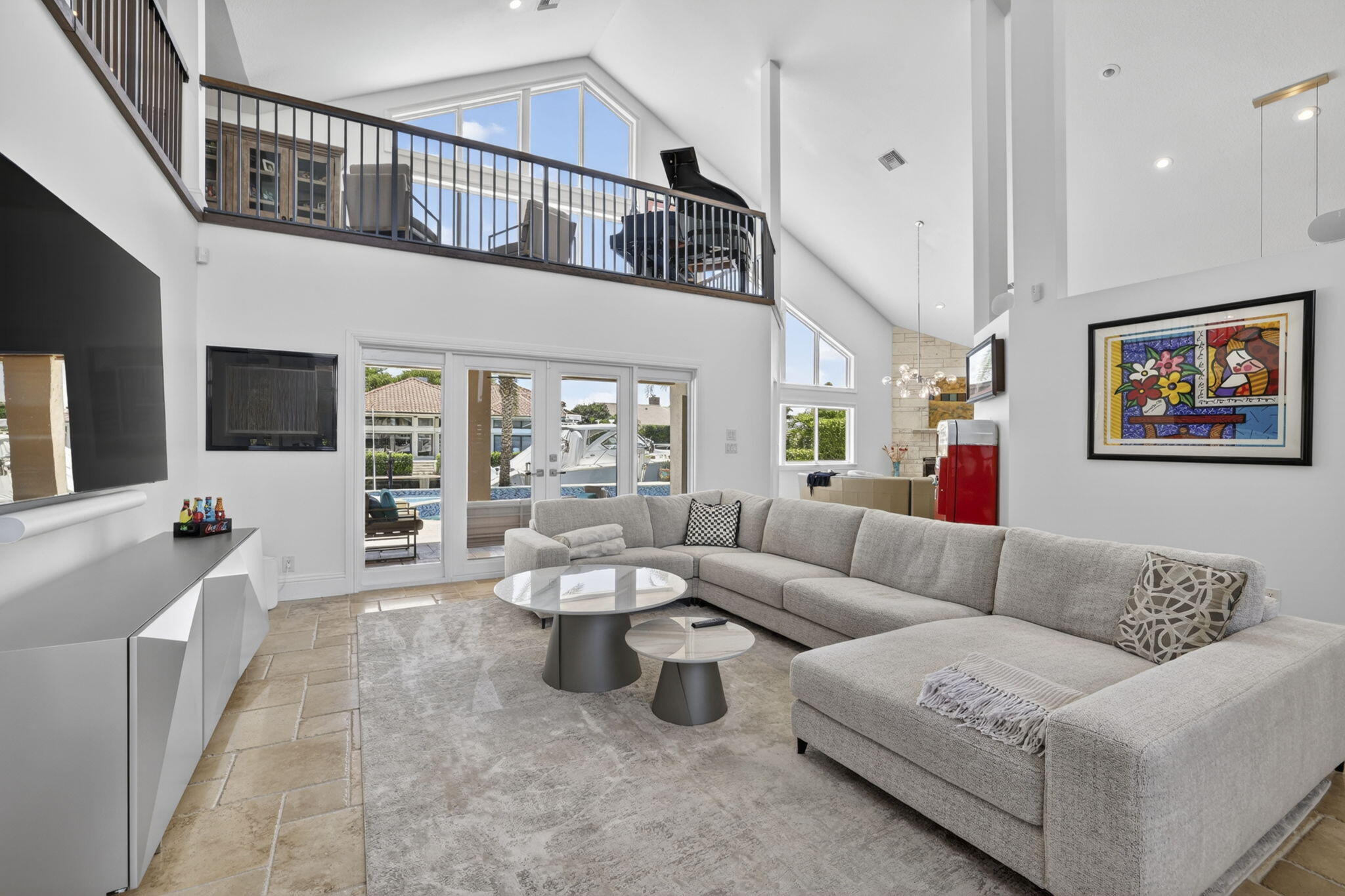 CORAL KEY VILLAS SEC 9 - Residential