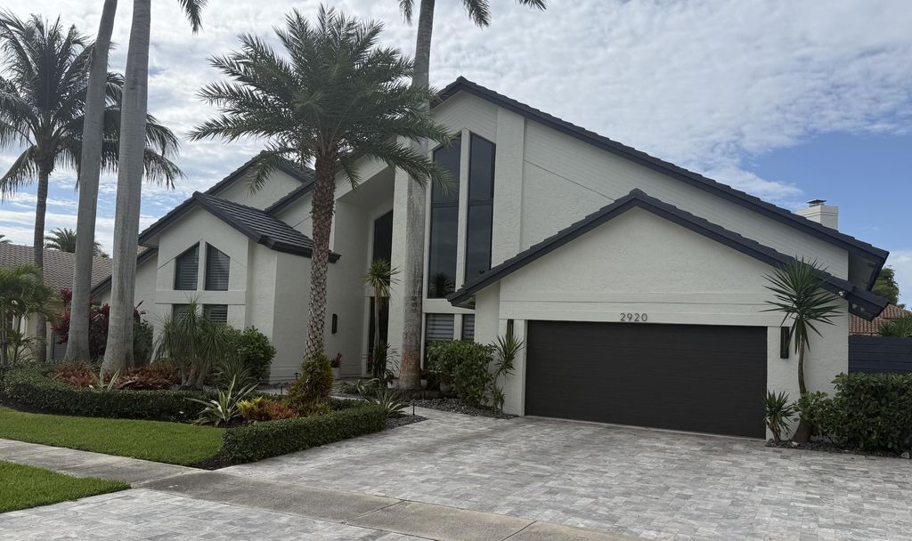Photo of 2920 NE 47th Street, Lighthouse Point, FL 33064 (MLS # B26019849)