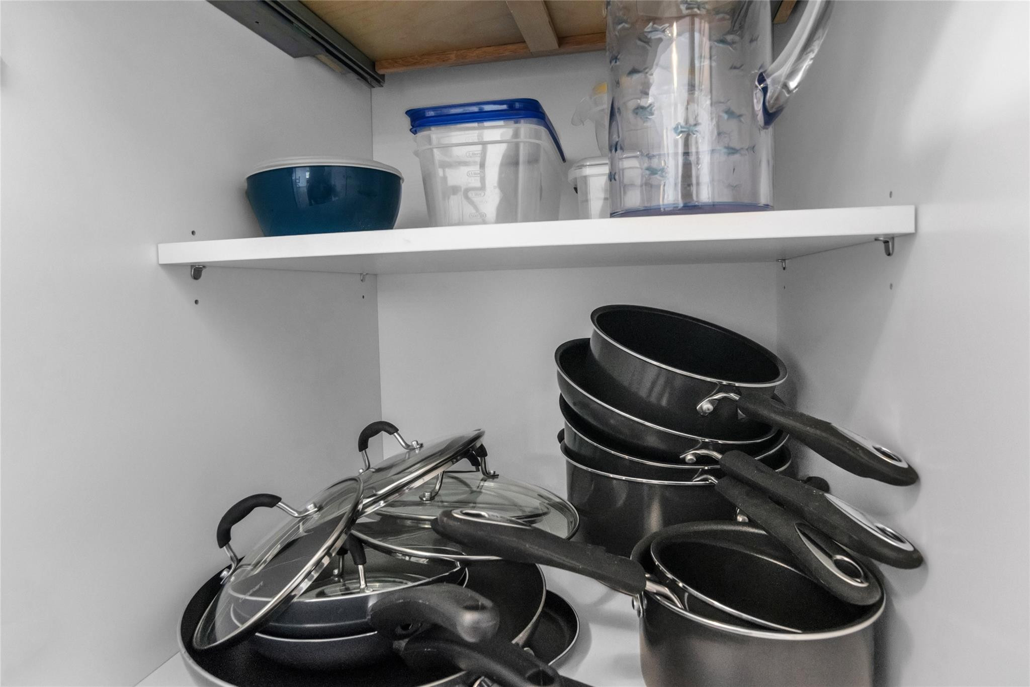 Hollywood Hills 6-22 B - Residential