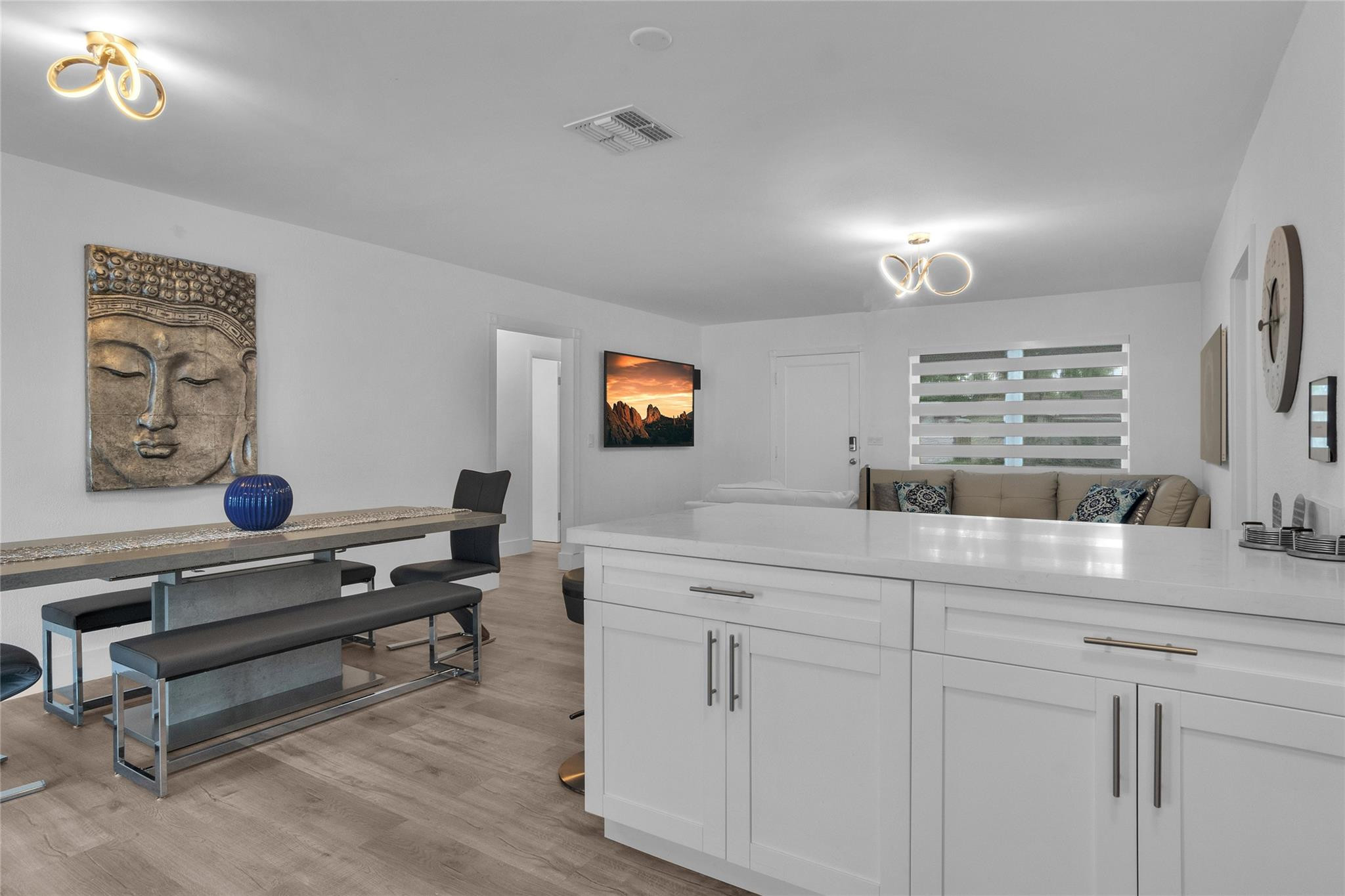 Hollywood Hills 6-22 B - Residential