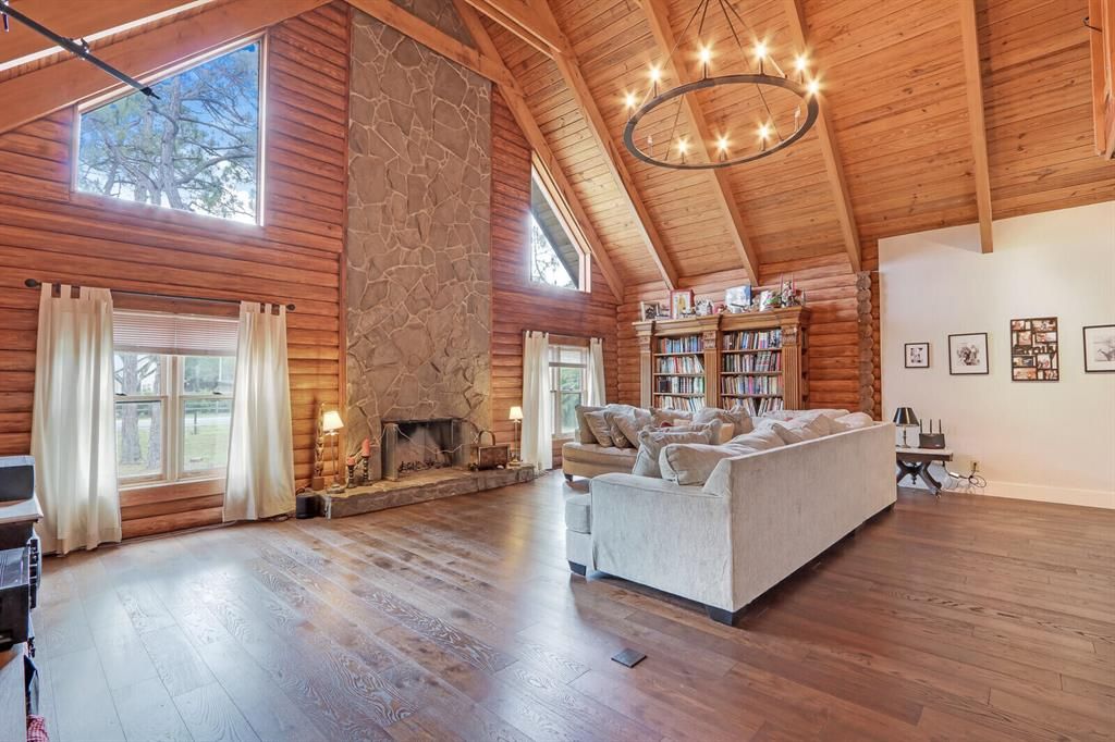 Photo of 18797 127th Drive N, Jupiter, FL 33478 (MLS # R10881945)