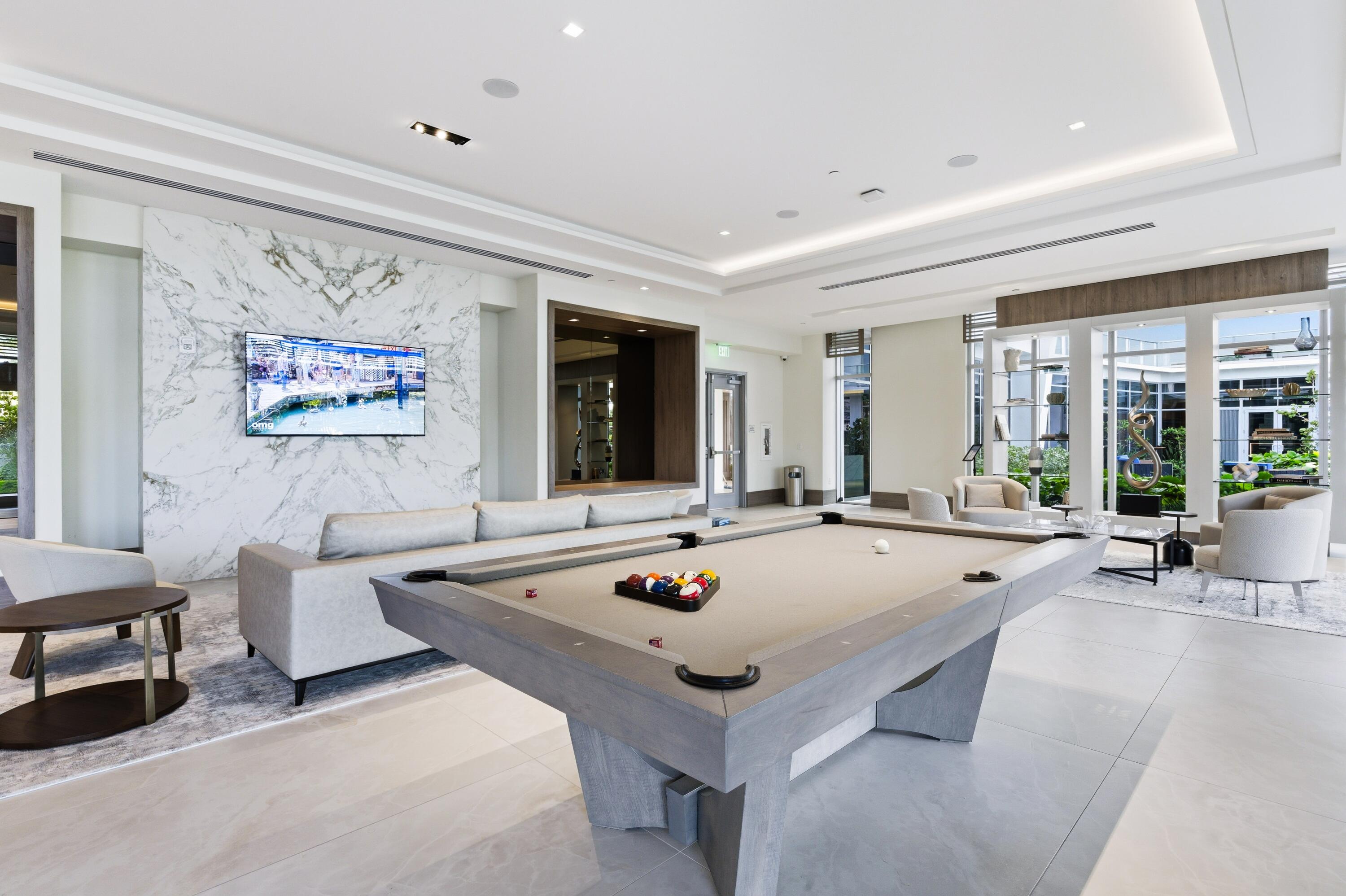 NAUTILUS 220 CONDO - Residential