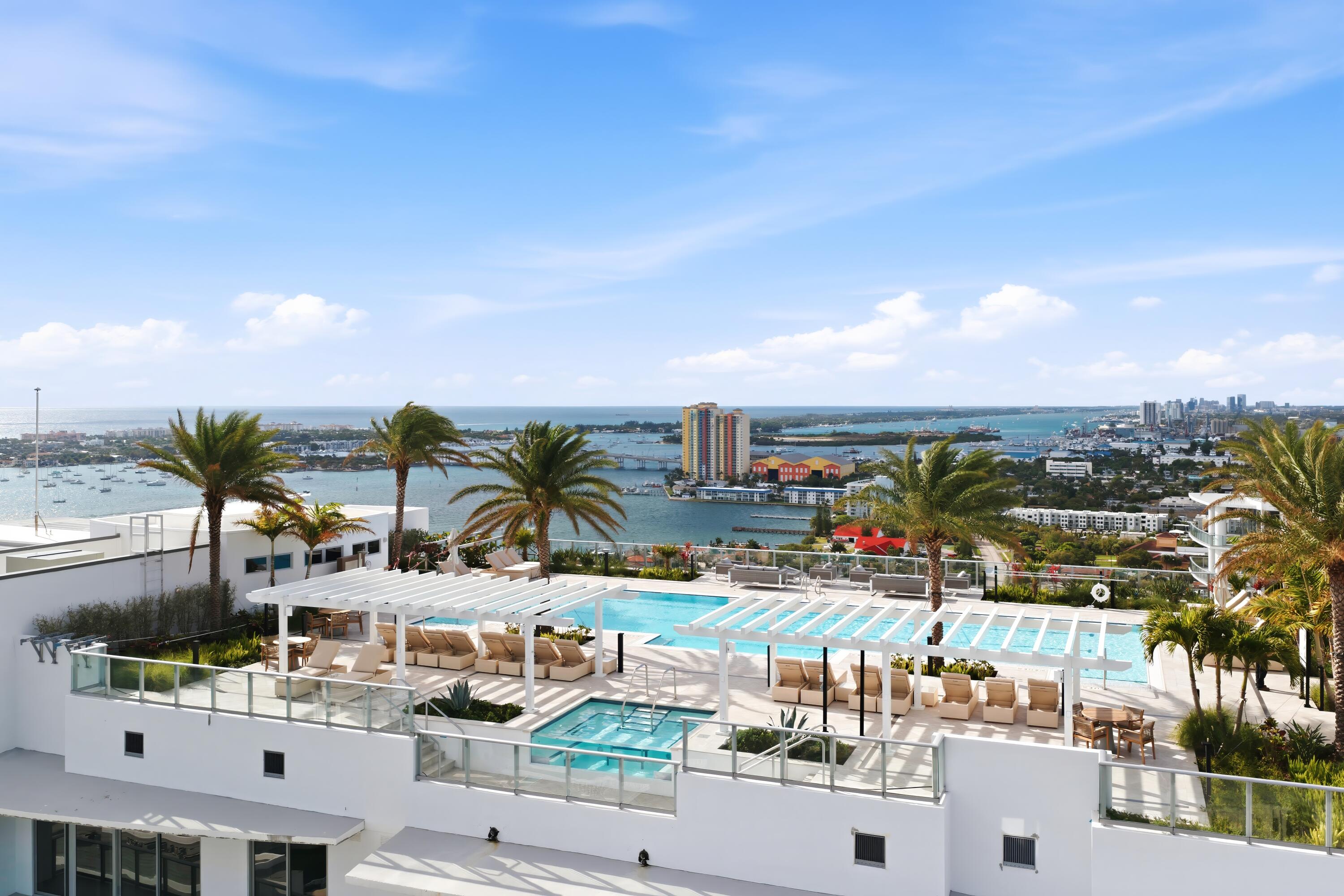 NAUTILUS 220 CONDO - Residential