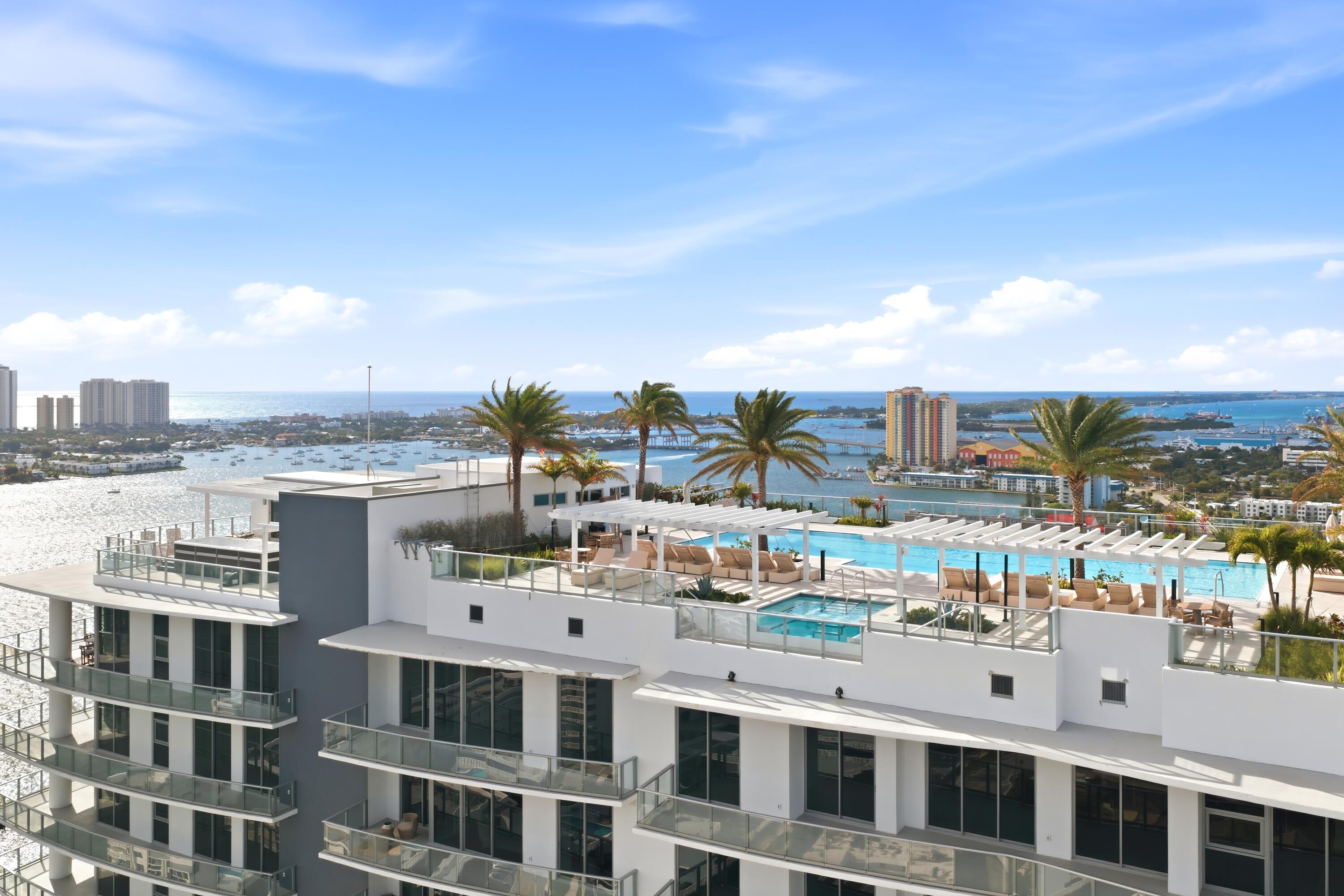 NAUTILUS 220 CONDO - Residential