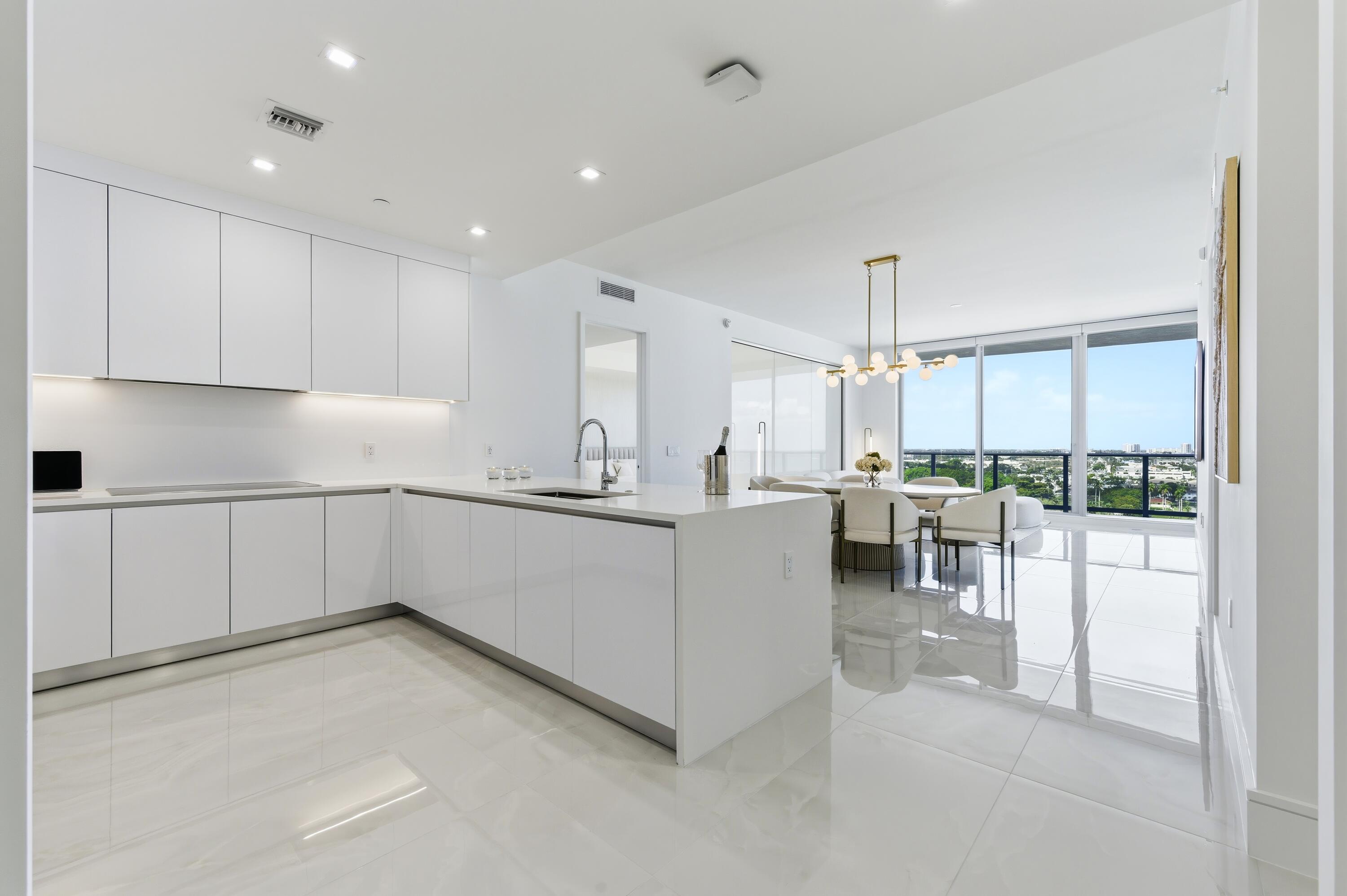 NAUTILUS 220 CONDO - Residential