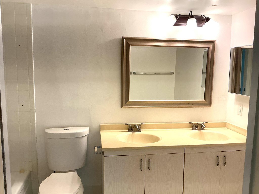 Wynmoor Lucaya - Residential