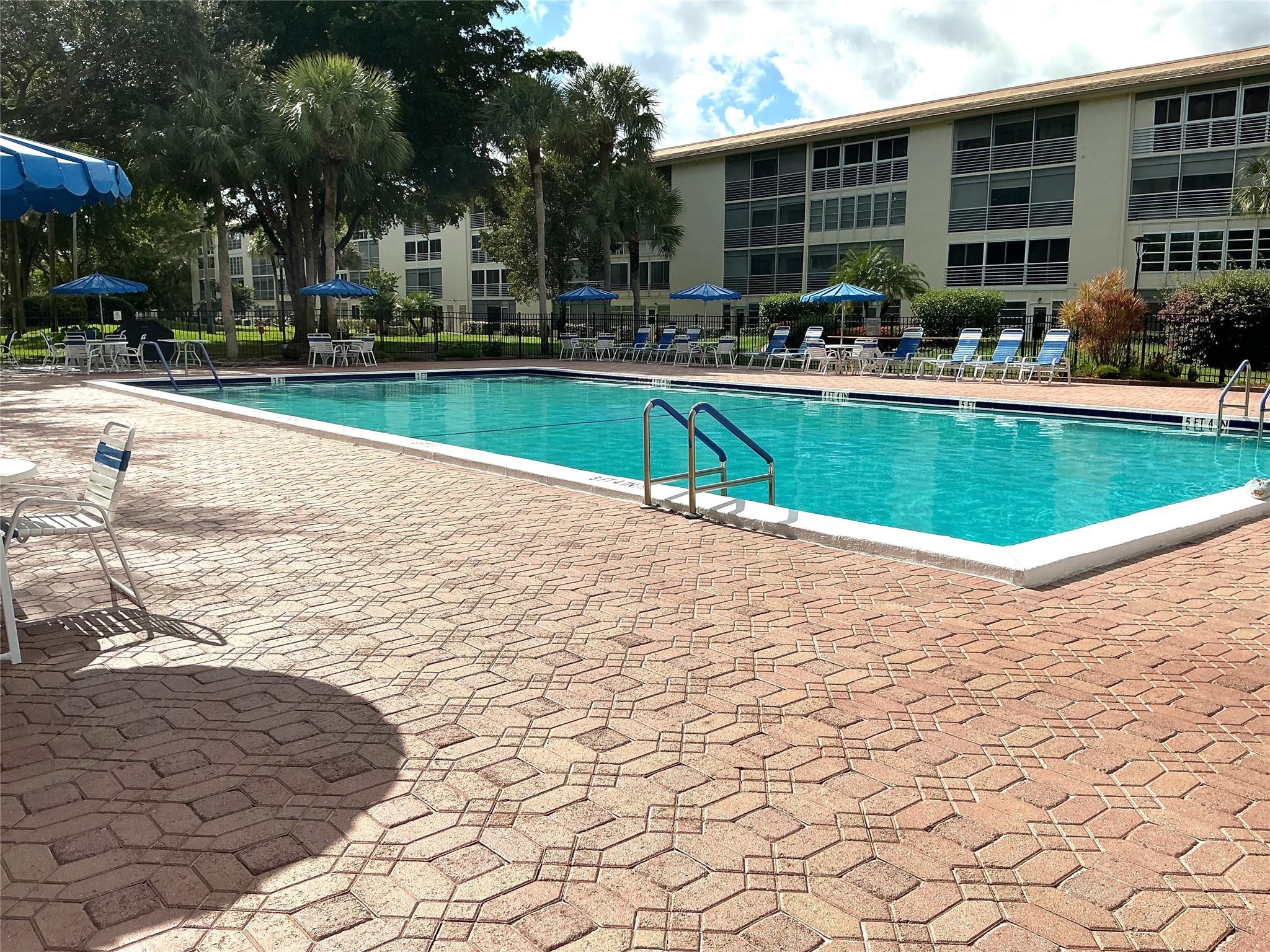 Wynmoor Lucaya - Residential