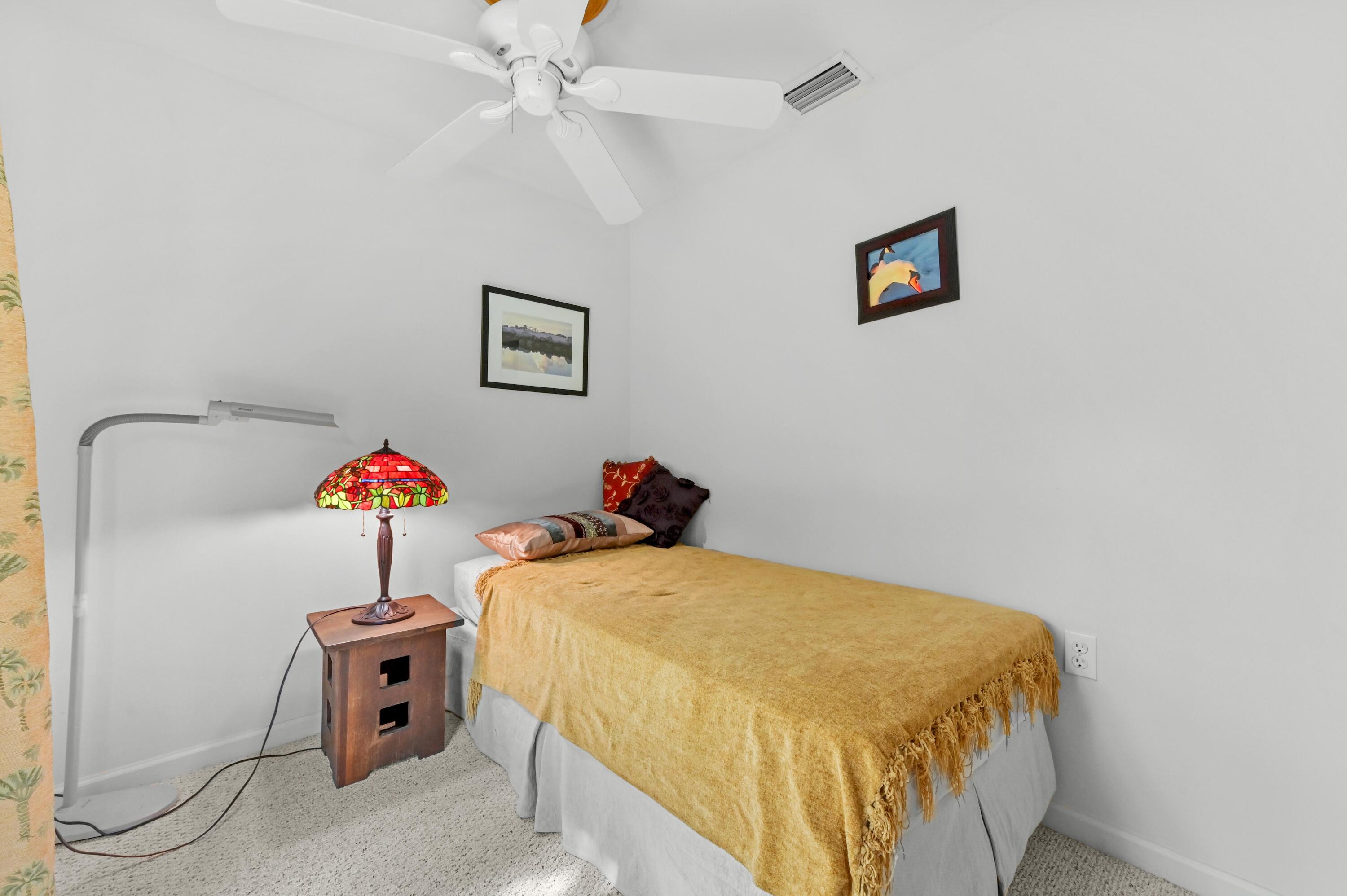 TROPIC PALMS - Residential