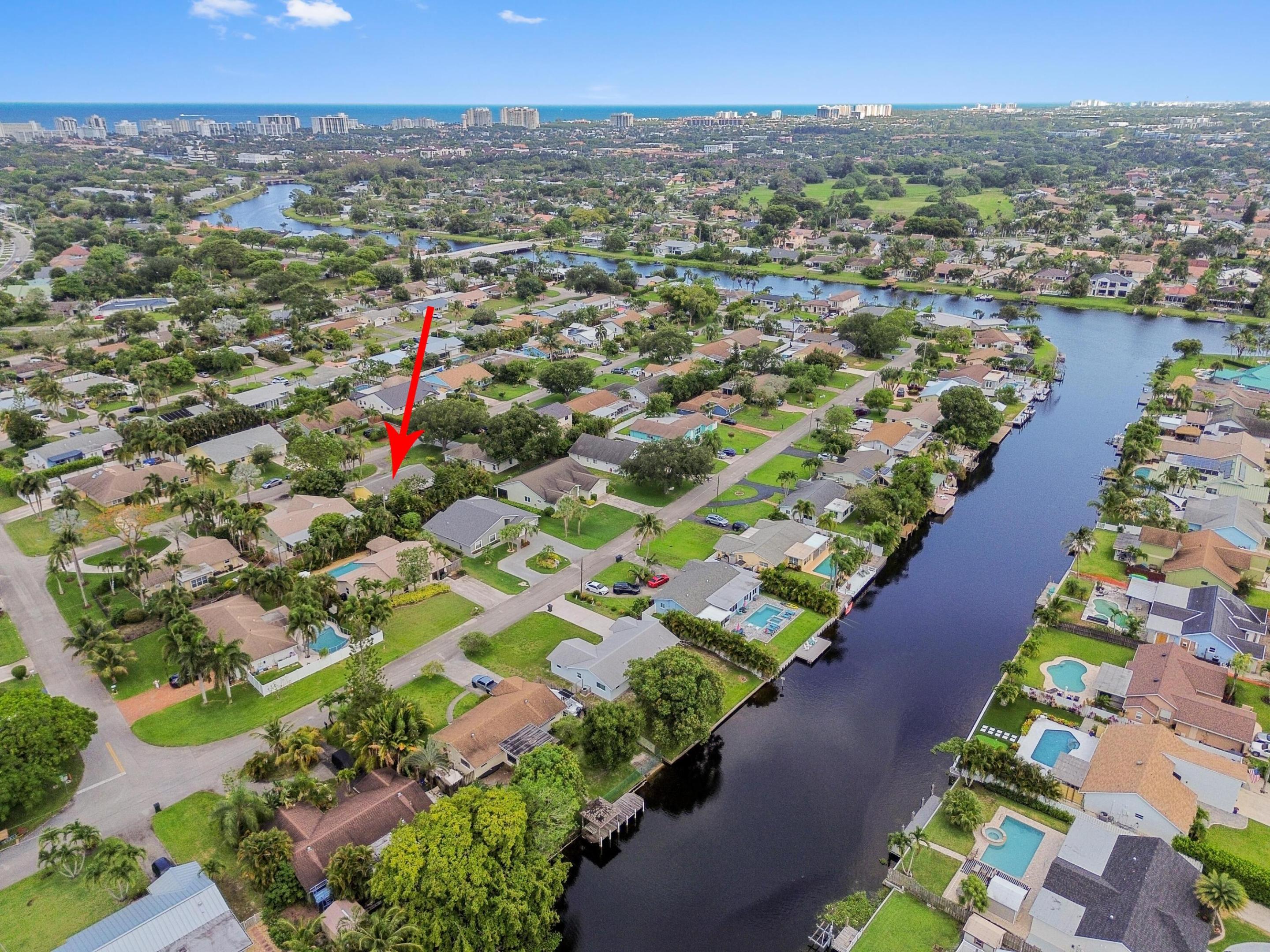 TROPIC PALMS - Residential