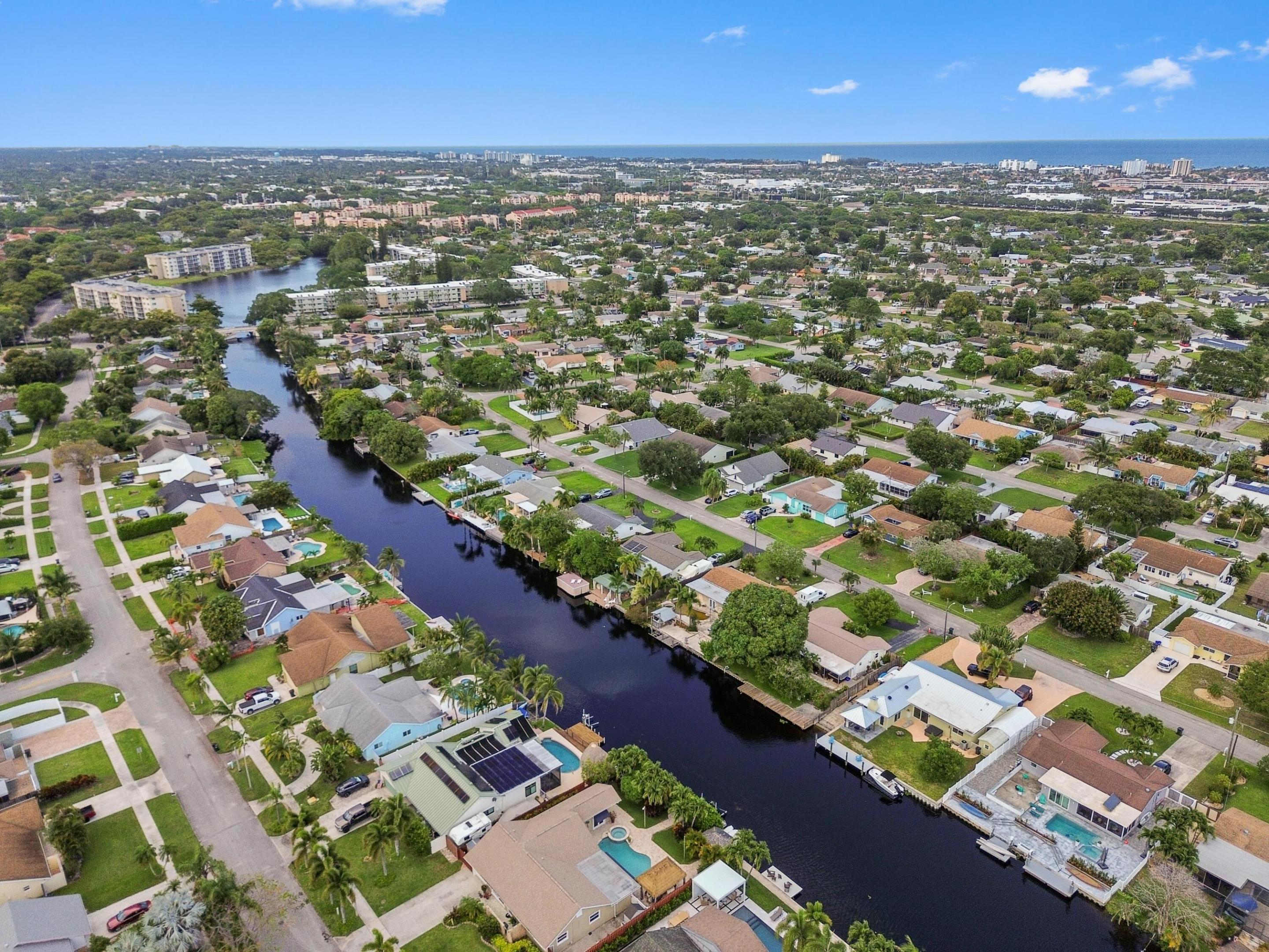 TROPIC PALMS - Residential
