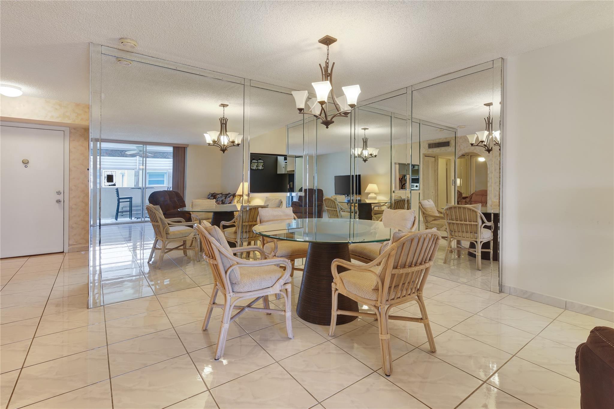 315 SE 11th Ter 204