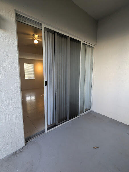 RESIDENCES AT LEGACY PLACE CONDO - Residential Lease