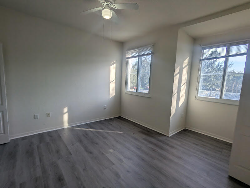 RESIDENCES AT LEGACY PLACE CONDO - Residential Lease