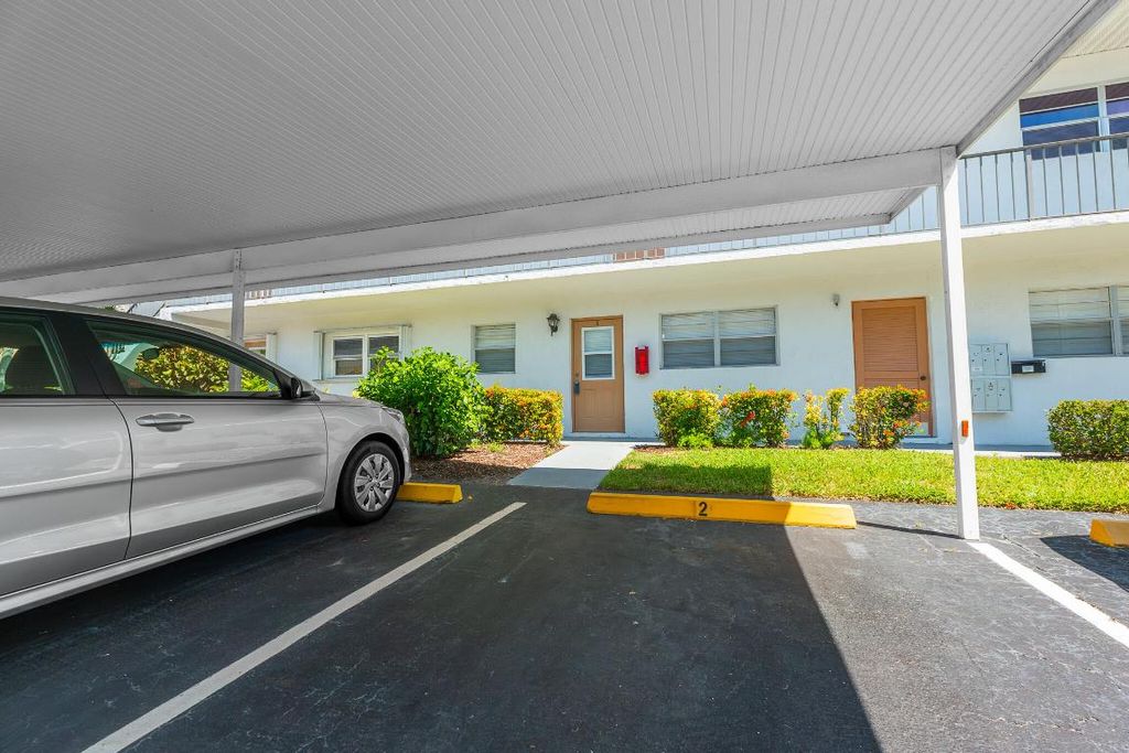 Photo of 2950 SE Ocean Boulevard #7-2, Stuart, FL 34996 (MLS # R11118528)