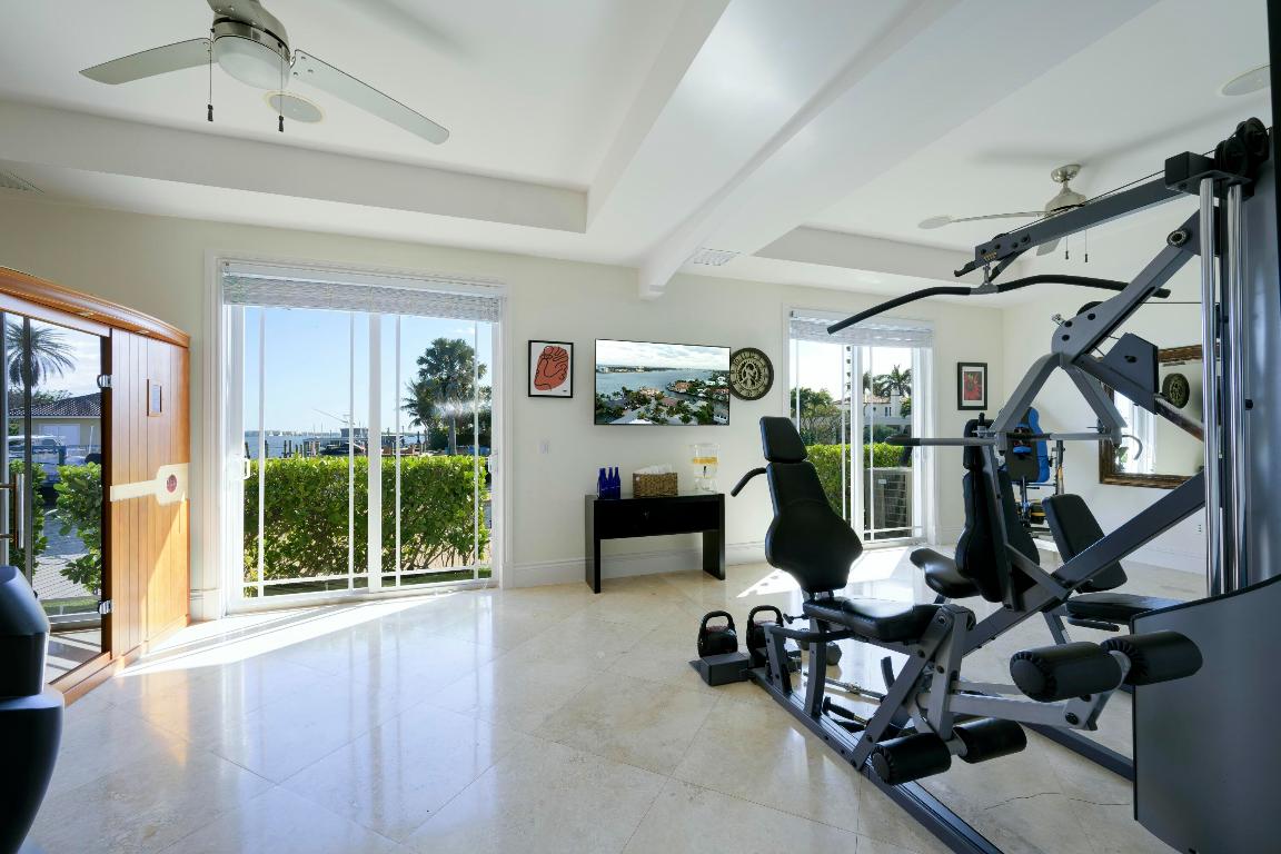 COLLEGE PARK - Residential