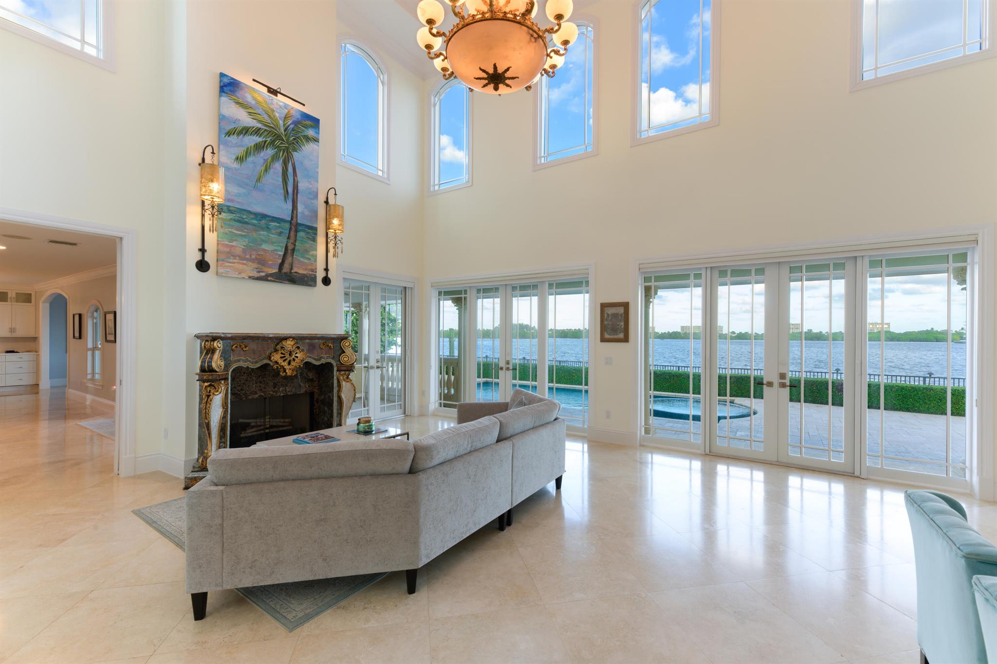 7 Duke Drive